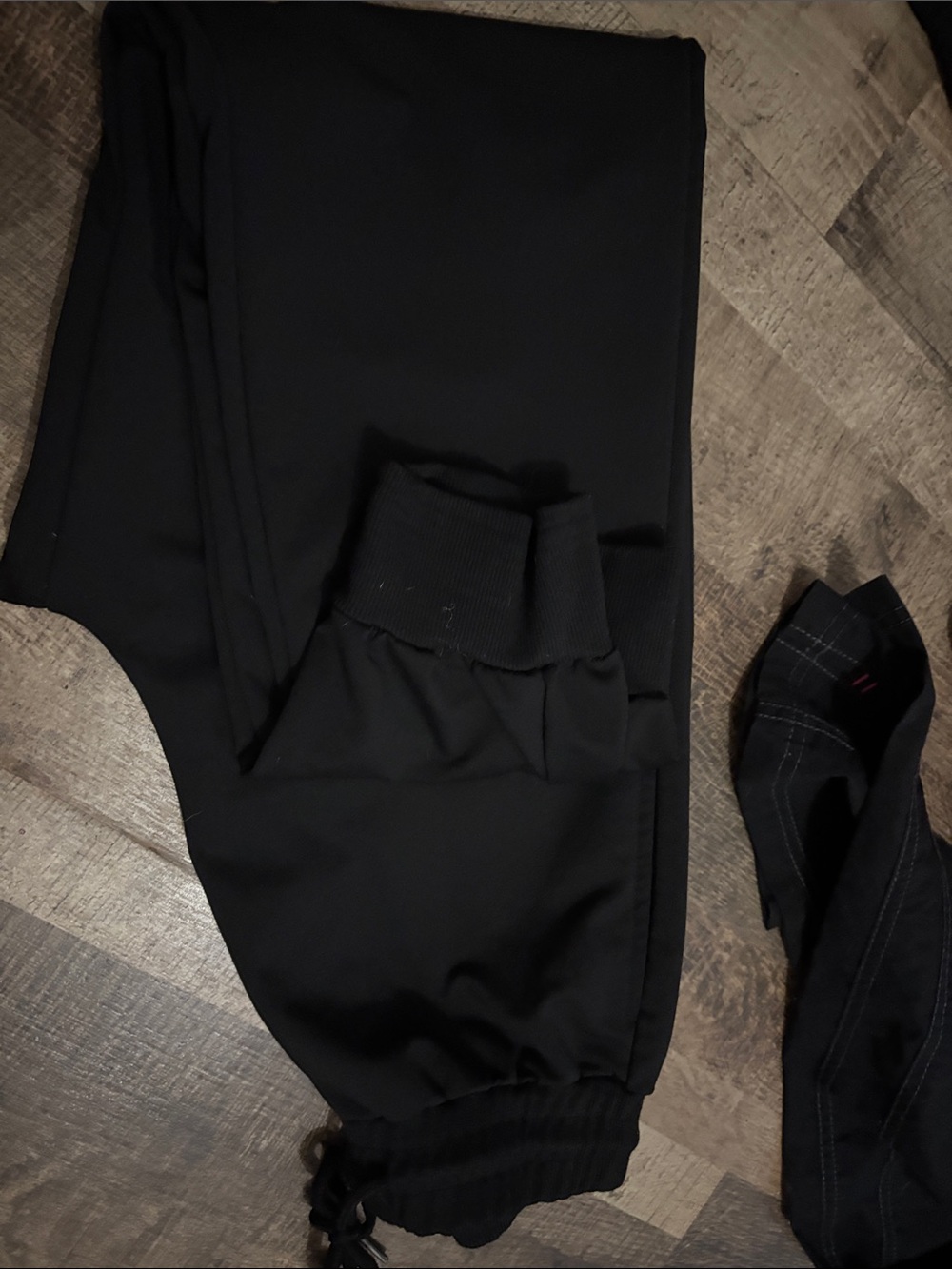 Women’s set - Picture 2 of 2